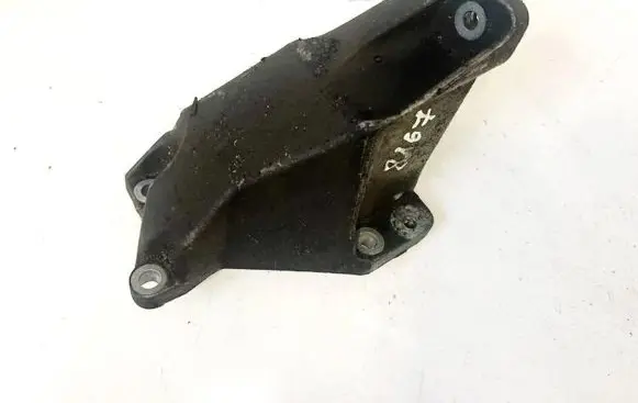 Audi A4 S4 B5 8D Engine mounting bracket 8d0199302l