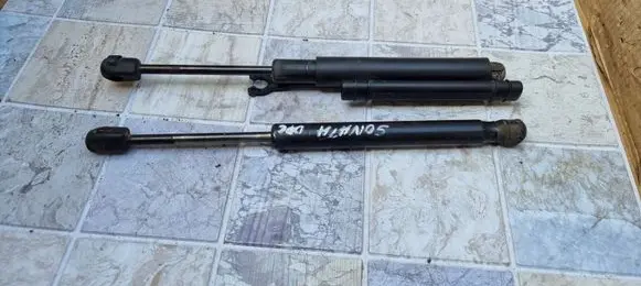 Hyundai Sonata Tailgate/trunk strut/damper 817713K001