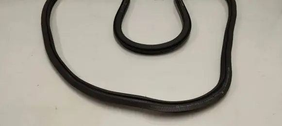 Audi A3 8Y Rear door rubber seal (on body) 8y4833721b