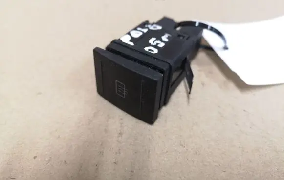 Volkswagen Polo IV 9N3 Windscreen/window heater switch 6Q0959621