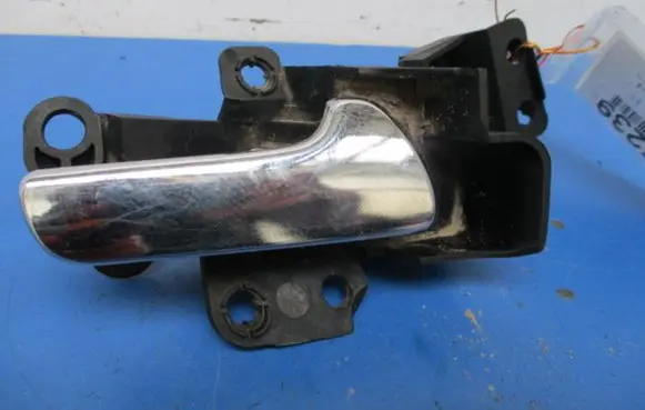 Opel Zafira A Front door interior handle
