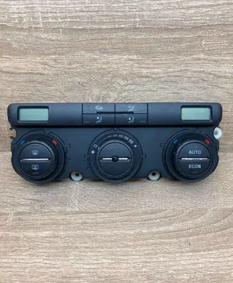 Skoda Octavia Mk2 (1Z) Climate control unit 74793250 19020753