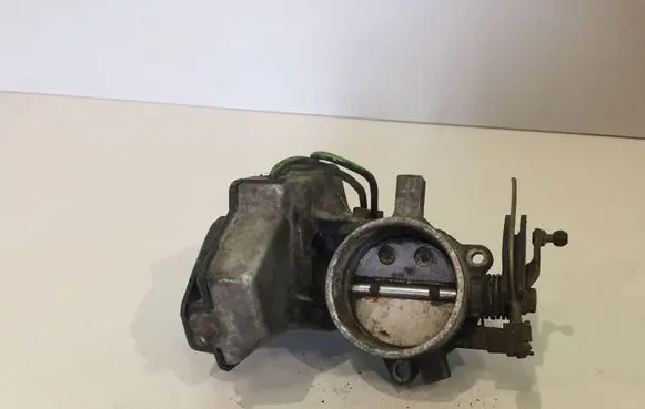 Audi 200 Throttle valve