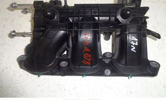 Suzuki SX4 S-Cross Intake manifold