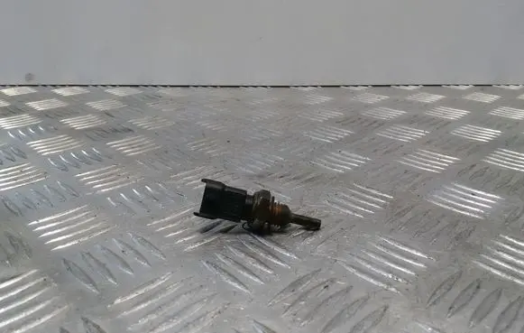 Coolant temperature sensor
