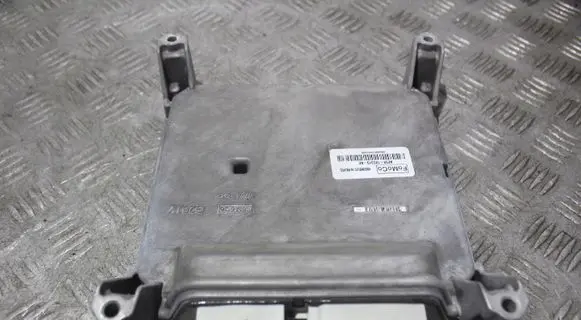 Lincoln MKS Engine control unit/module AE5814C313AC