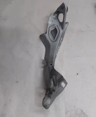 Audi A6 S6 C7 4G Fender mounting bracket 4G0805816