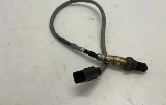 Mercedes-Benz C W205 Lambda probe sensor A0075421618