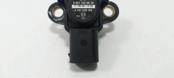 Mercedes-Benz E W212 Air pressure sensor A0071530028 0261230196