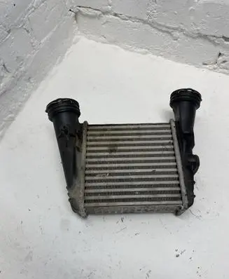Skoda Superb B5 (3U) Intercooler radiator 3B0145806