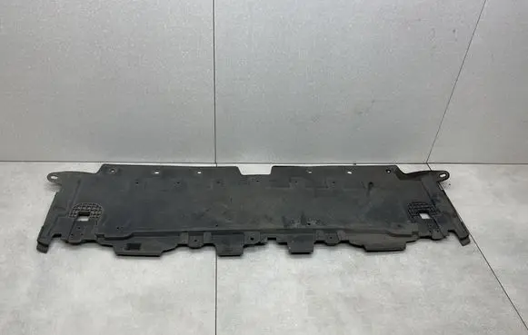 Opel Astra K Front bumper skid plate/under tray 13423601