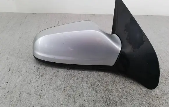 Opel Astra H Front door electric wing mirror