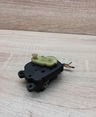 Opel Vectra C Air flap motor/actuator 006968W 09180204 98583Z