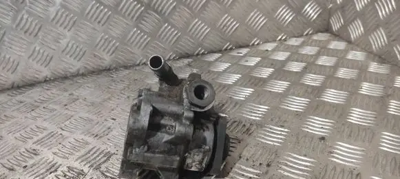 Volkswagen PASSAT B5 Power steering pump