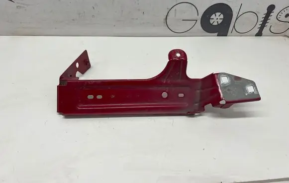 Alfa Romeo Stelvio Other engine bay part C4002B