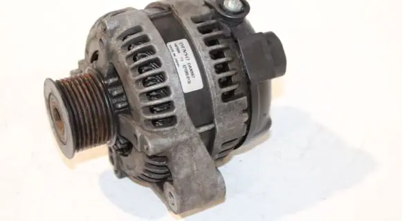 Land Rover Discovery 3 - LR3 Generator/alternator 0210800130