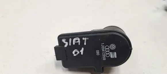 Seat Toledo II (1M) Headlight level adjustment motor 1J0941295B