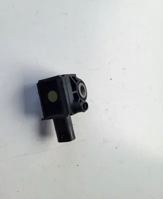 Skoda Superb B8 (3V) Airbag deployment crash/impact sensor