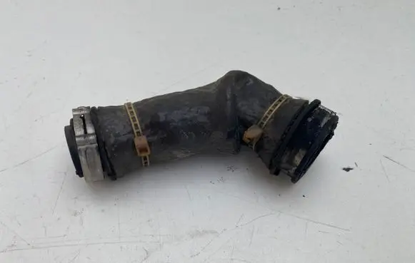 Ford Focus Engine coolant pipe/hose
