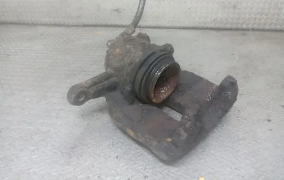 Skoda Roomster (5J) Front brake caliper