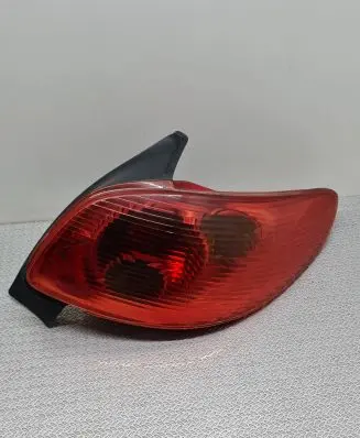 Peugeot 206 Rear/tail lights 2563D