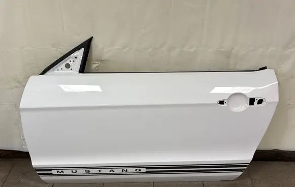 Ford Mustang V Door (2 Door Coupe) 