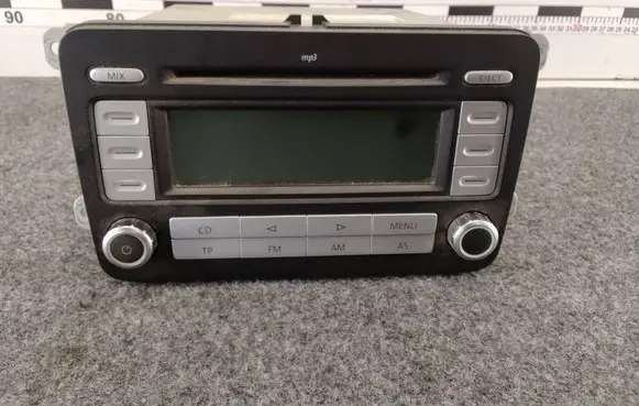 Volkswagen Caddy Radio/CD/DVD/GPS head unit 7646281360 1K0035186AD