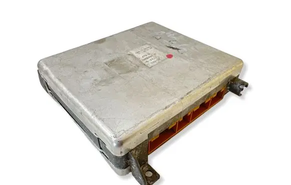 Audi A6 S6 C4 4A Engine control unit/module 4A0907473D