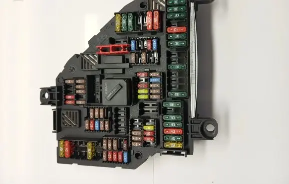 BMW 5 F10 F11 Fuse module 9264923