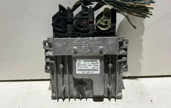 Ford Grand C-MAX Engine control unit/module BV6112A650ADE 28305889 97RI010012