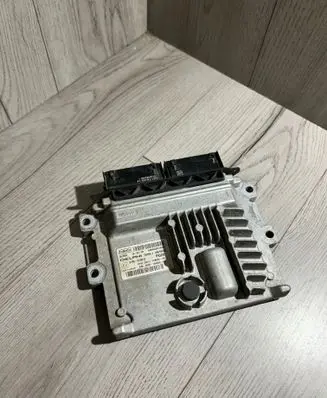 Ford Mondeo MK V Engine control unit/module DS7112B684XD 6499SA82510338 97RI010012