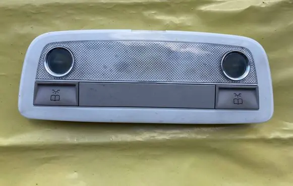 Mercedes-Benz C W204 Rear seat light A2048204901