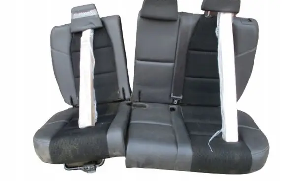 Peugeot 2008 I Second row seats 
