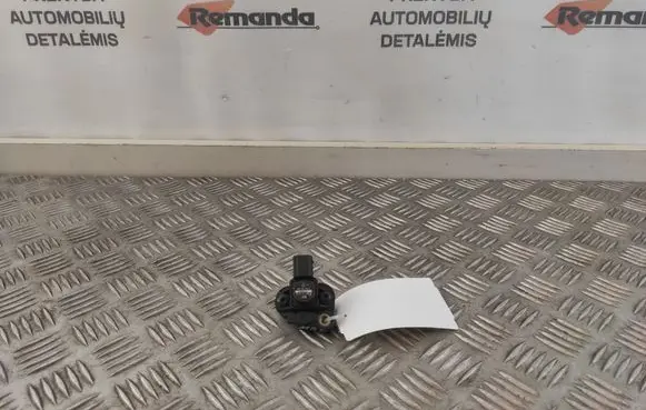 Mercedes-Benz Sprinter W906 Air pressure sensor A0071530028