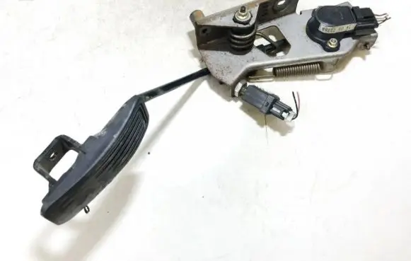 Mazda 6 Accelerator throttle pedal cb0541ac0