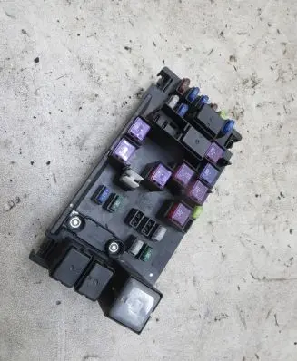 Subaru XV I Fuse box set MB100200B