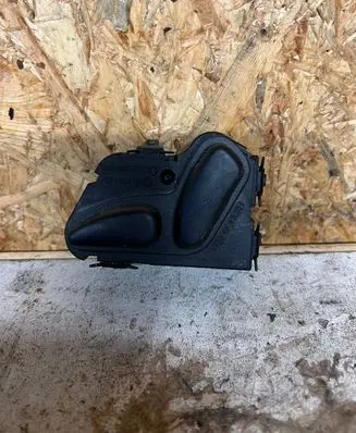 Mercedes-Benz E W211 Seat control switch 2108213851 03463813