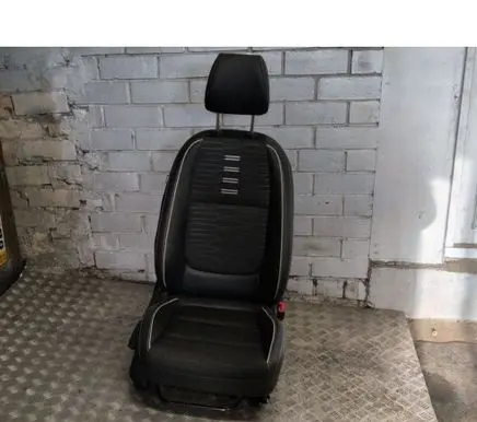 KIA Stonic Front passenger seat 