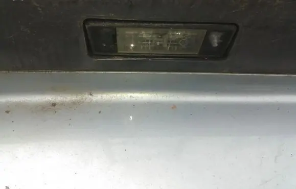 Peugeot 607 Number plate light
