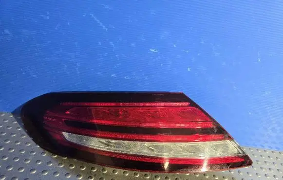 Mercedes-Benz C W205 Rear/tail lights A2059062905