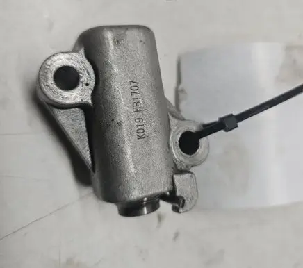 KIA Sorento Timing belt/chain tensioner 