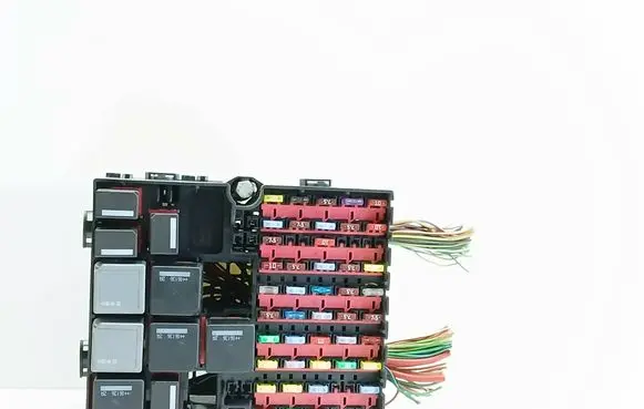 Ford Fiesta Fuse box set 6S6T14401ARD 11730507000