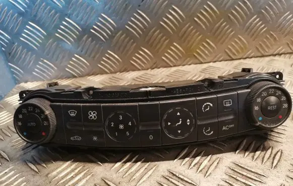 Interior fan control switch