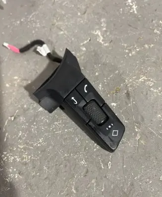 Porsche Macan (95B) Steering wheel buttons/switches 95B959538