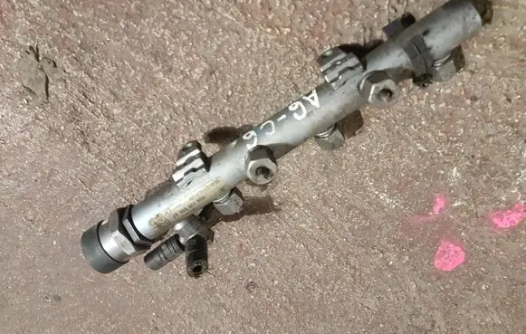 Audi A6 S6 C6 4F Fuel main line pipe 059130090AF