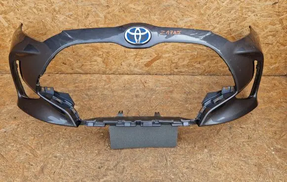Toyota Yaris XP210 Front bumper 52119-K0050