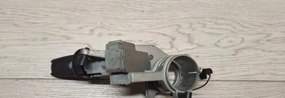 Opel Zafira B Ignition lock 281726 25115g128b