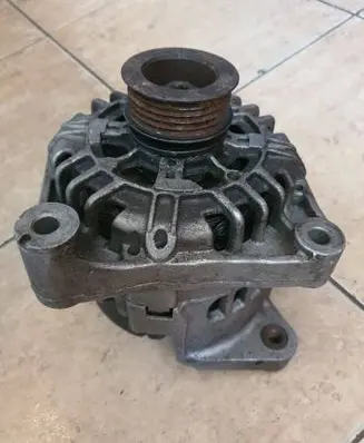 BMW 3 E36 Generator/alternator 61E15 82848 09050202000