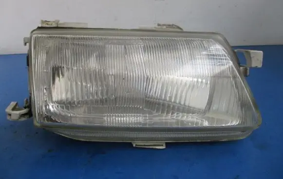 Opel Astra F Headlight/headlamp 90383783