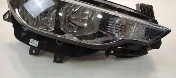 Fiat Tipo Headlight/headlamp 52094990 000761200210008 01053099900010